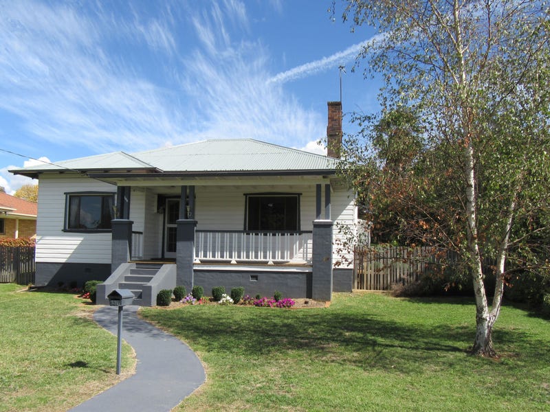 146 West Avenue, Glen Innes, NSW 2370