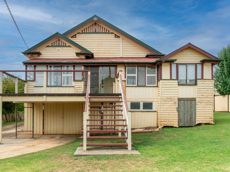 87 Jellicoe Street, North Toowoomba, QLD 4350
