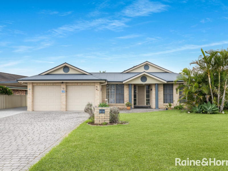13 Carrington Park Drive, Nowra, NSW 2541 Property Details