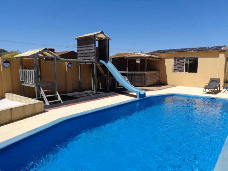 61 Donald Drive, Safety Bay, WA 6169