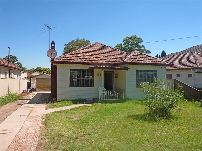 5 Shenstone Rd, Riverwood, NSW 2210 Property Details