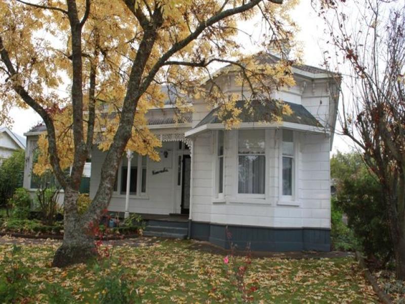 12 McIntyre Street, Hamilton, Vic 3300 Property Details