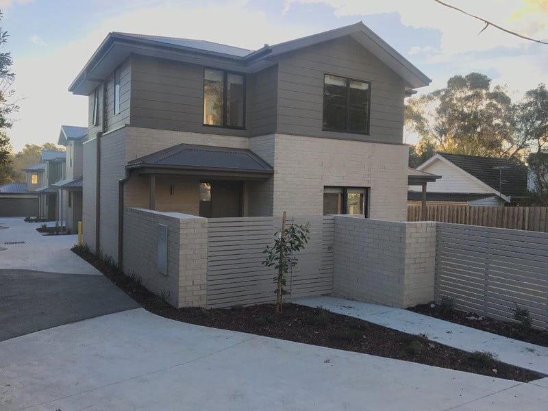 2/194 Dorset Road, Croydon, Vic 3136