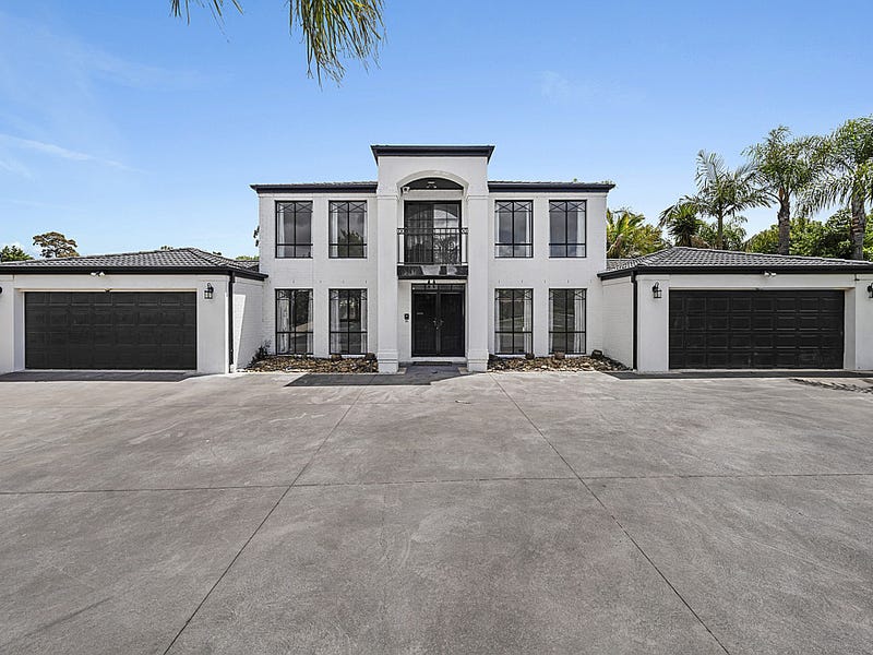 35 Bowman Boulevard, Beaconsfield, VIC 3807