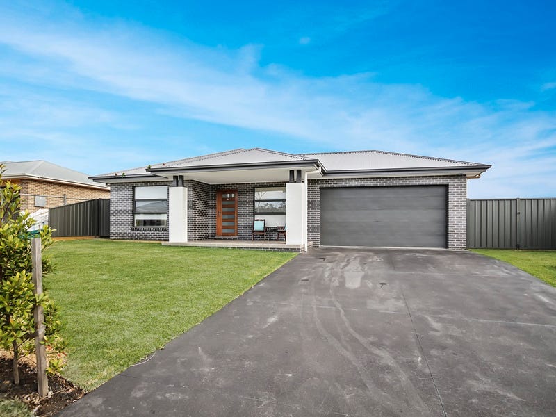 11 Compass Street, Vincentia, NSW 2540