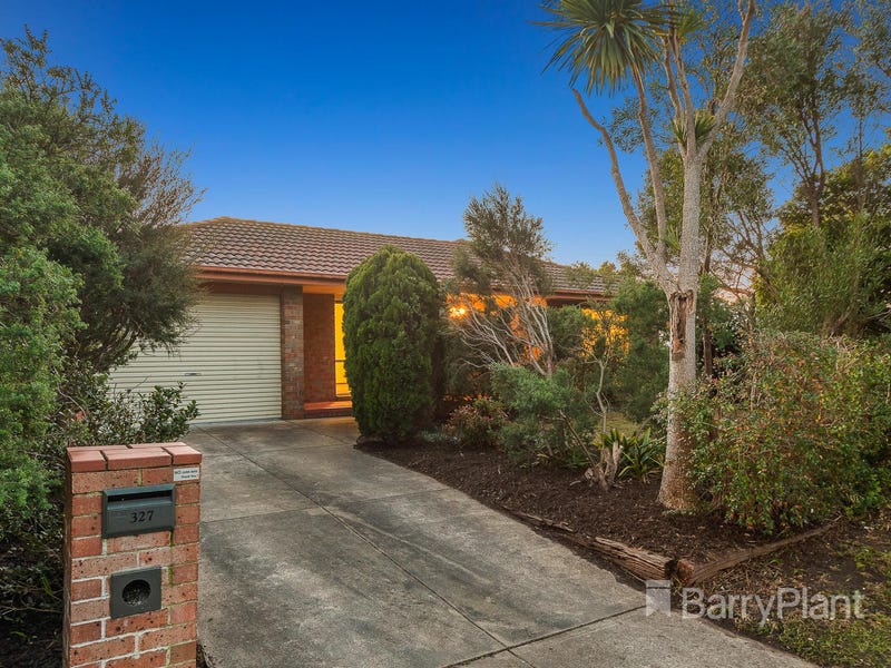 327 Dunns Road, Mornington, Vic 3931 Property Details