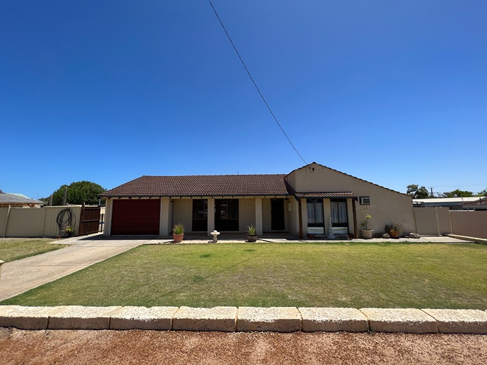 6 Clementina Road, Dongara, WA 6525 House for Sale