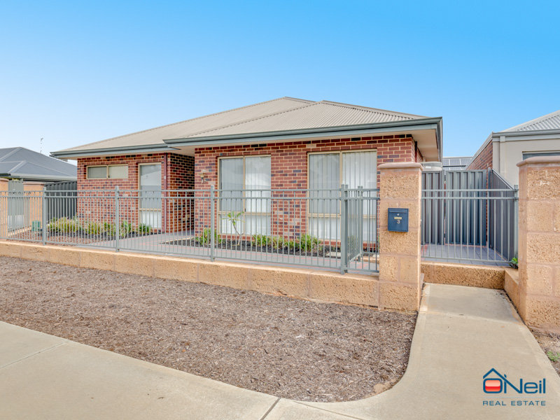 3 Fintown Entrance, Hilbert, WA 6112 Property Details