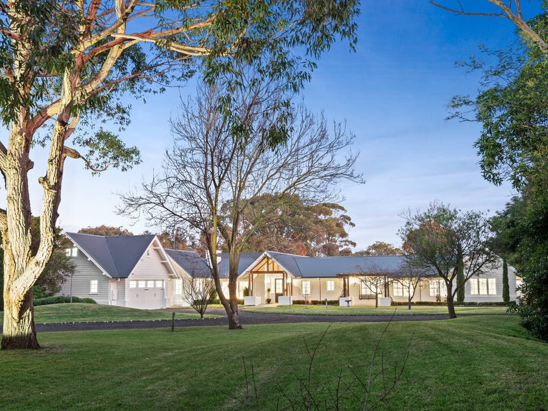 16 Hillson Grove, Ocean Grove, VIC 3226