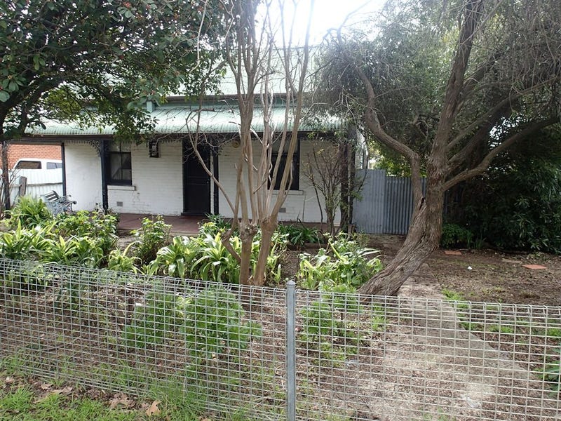 34 Bow Street, Corowa, NSW 2646 Property Details