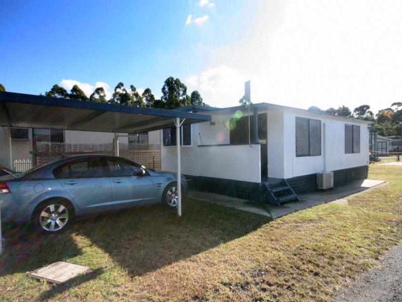 140 Woodrow Place, Figtree, NSW 2525 Property Details