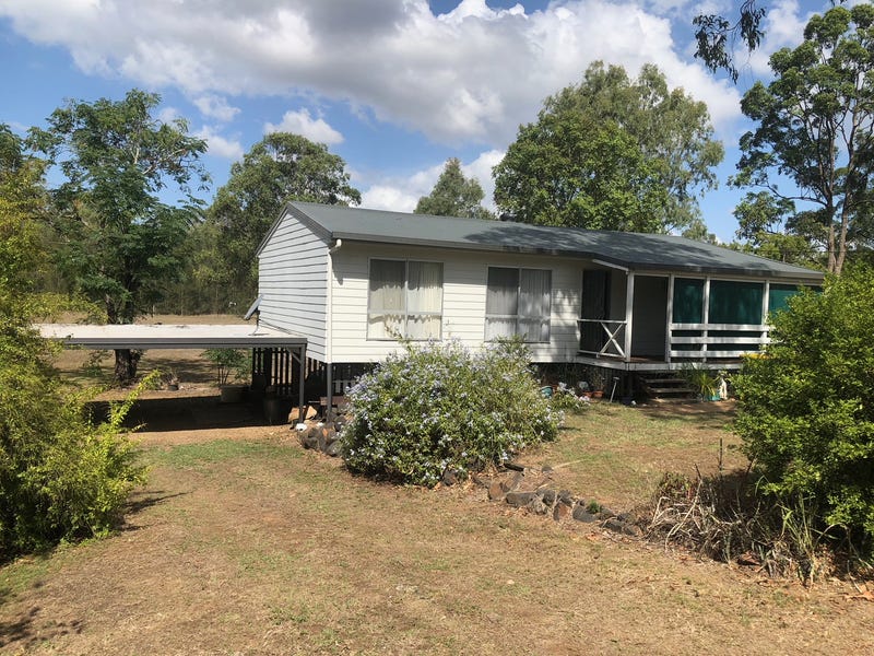 21 Blackwood Street, Walloon, Qld 4306 Property Details