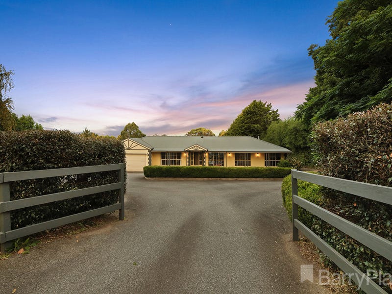 28 Pepperell Drive, Drouin, Vic 3818 Property Details