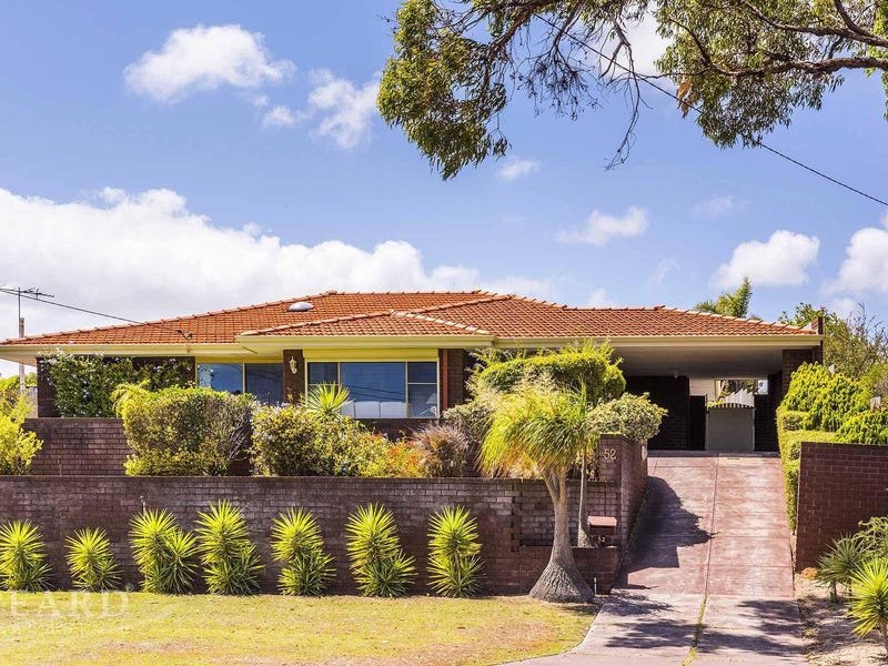 52 Waterford Drive, Hillarys, WA 6025