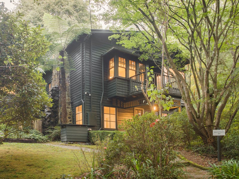 81 The Crescent, Sassafras, Vic 3787 House for Sale