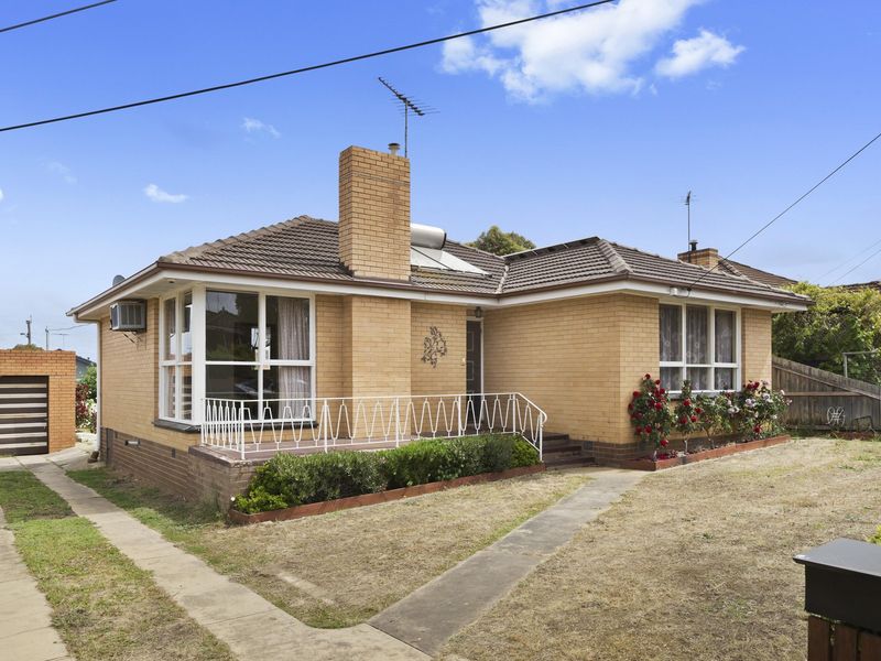 27 Cuthbert Avenue, Highton, VIC 3216