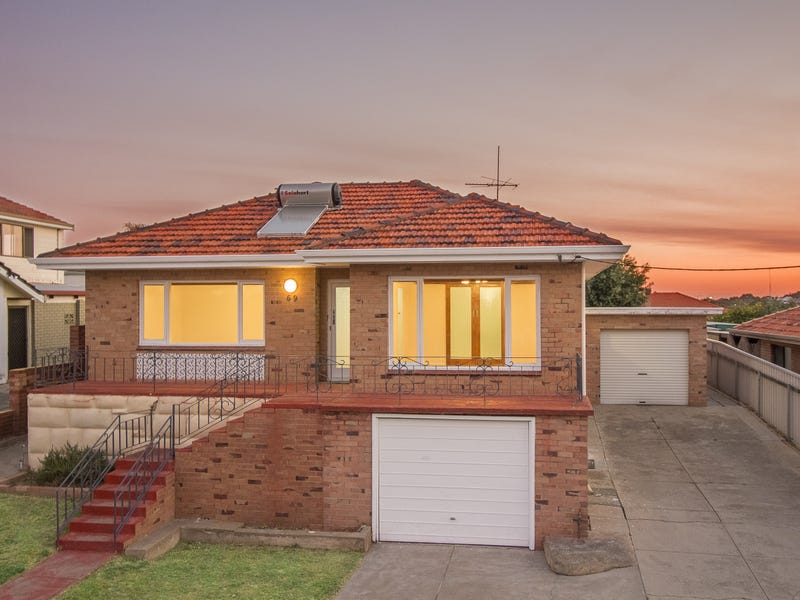 69 Samson Street, White Gum Valley, WA 6162