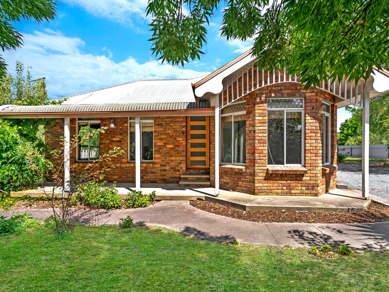 8 Swan Point Road, Swan Point, TAS 7275