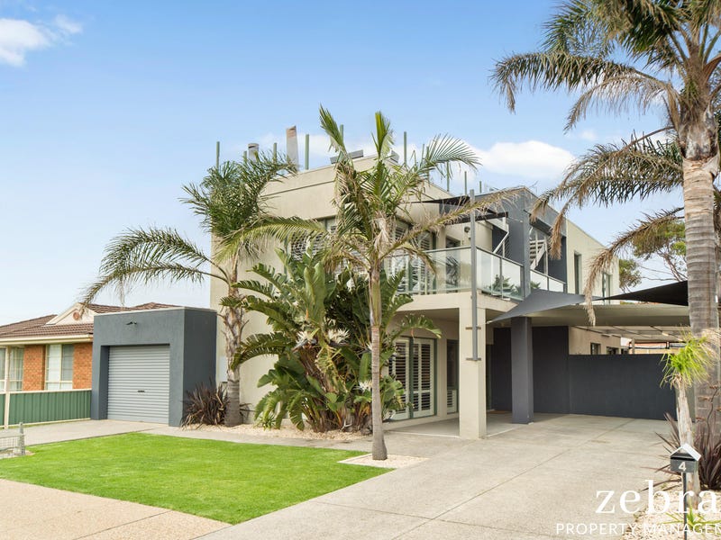 4 Victoria Street, Safety Beach, VIC 3936