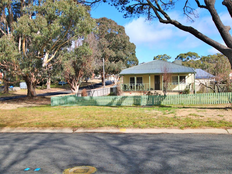 37 Lambie Street, Cooma, NSW 2630 Property Details