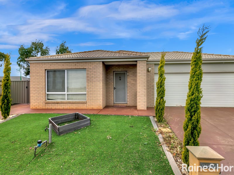 Rental Properties and Real Estate in Davis Rd, Tarneit, VIC 3029 Pg. 13