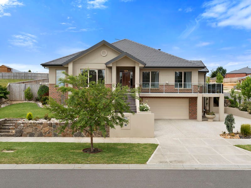 43 Dumbarton Way, Gisborne, Vic 3437 Property Details