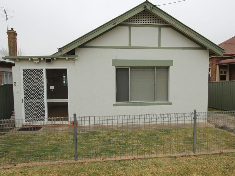 21 Belmore Street, Goulburn, NSW 2580