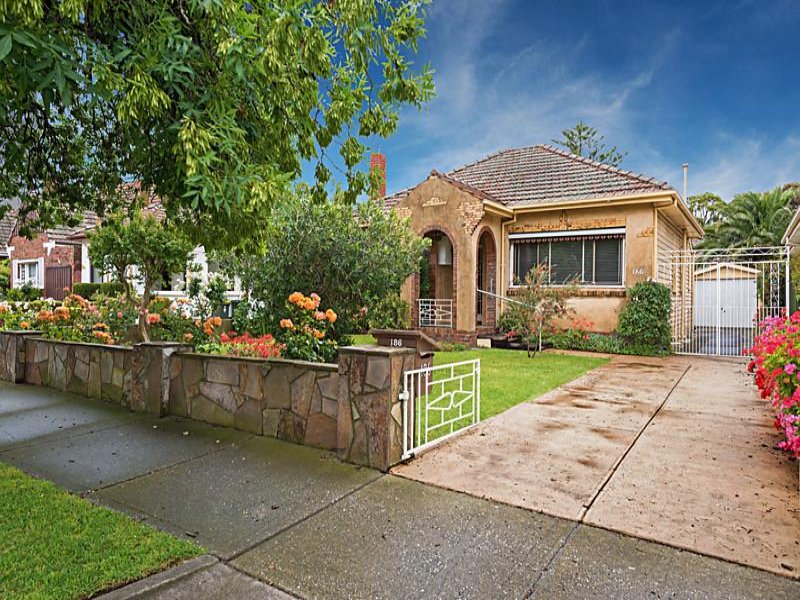 186 Melville Road, Pascoe Vale South, Vic 3044