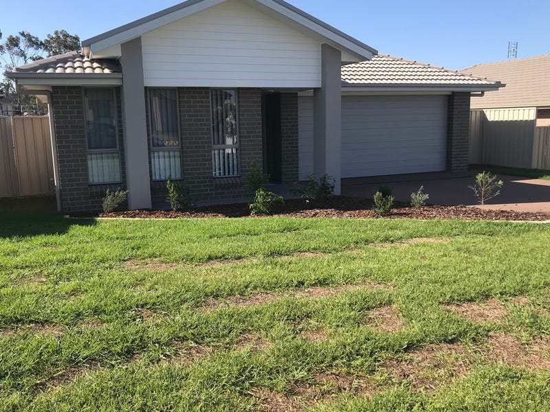 14 Croft Close, Thornton, NSW 2322
