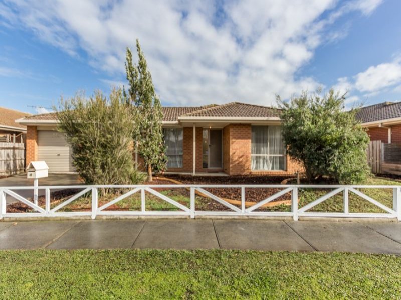 41 Simon Drive, Pakenham, VIC 3810
