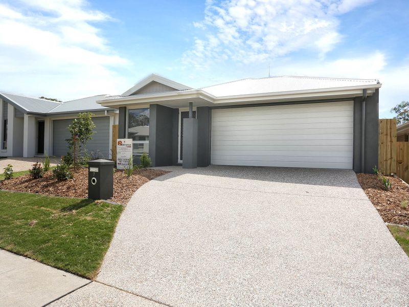 7 Moonstone Street, Pimpama, Qld 4209