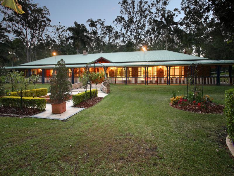 Property 105985542, Cashmere, Qld 4500 Property Details