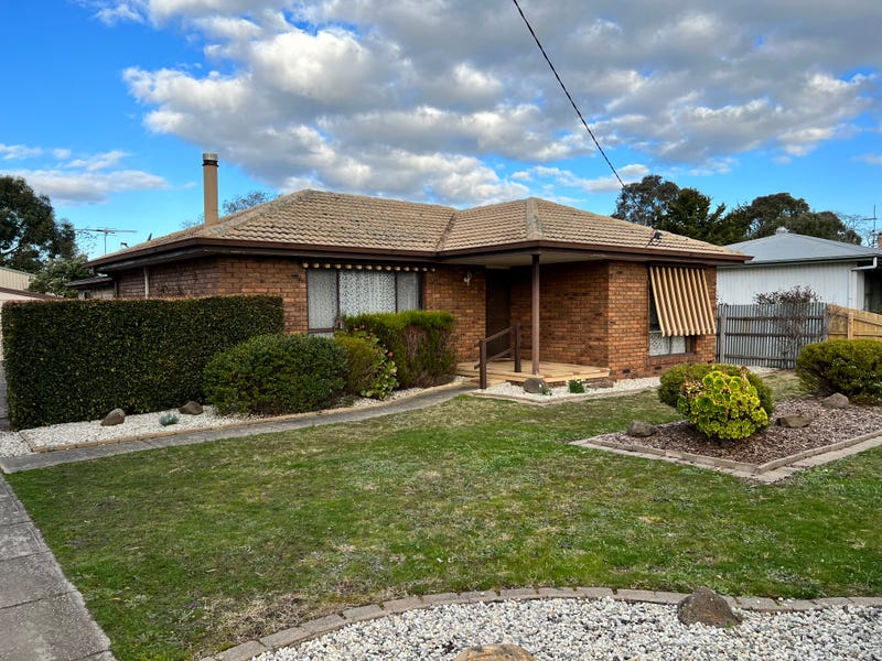 19 Racecourse Road, Riddells Creek, VIC 3431