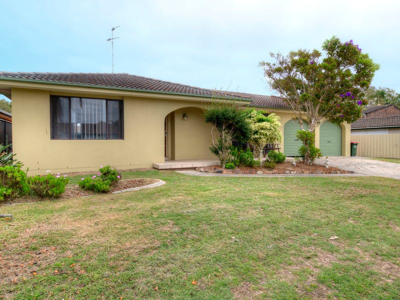 4 Cavill Avenue, Forster, NSW 2428 House for Sale