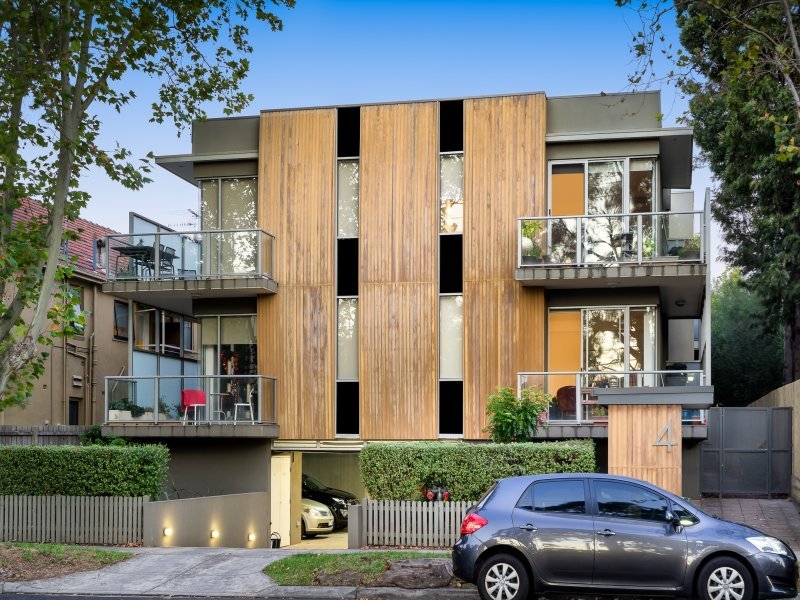 13/4 The Avenue, Windsor, Vic 3181 Property Details