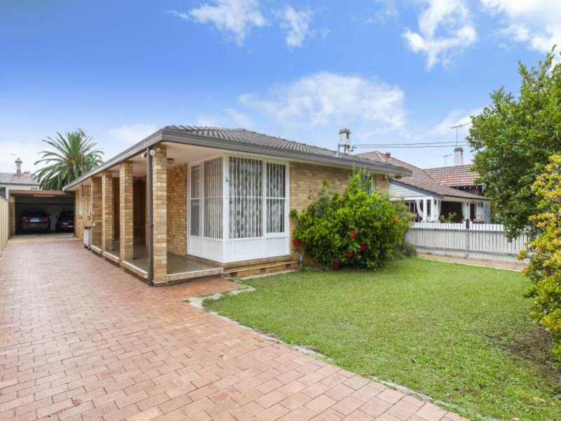 2B Nicholson Street, Burwood, NSW 2134