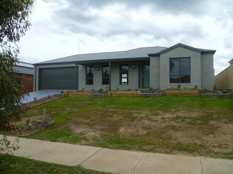 23 Chloe Drive, Broadford, Vic 3658 Property Details