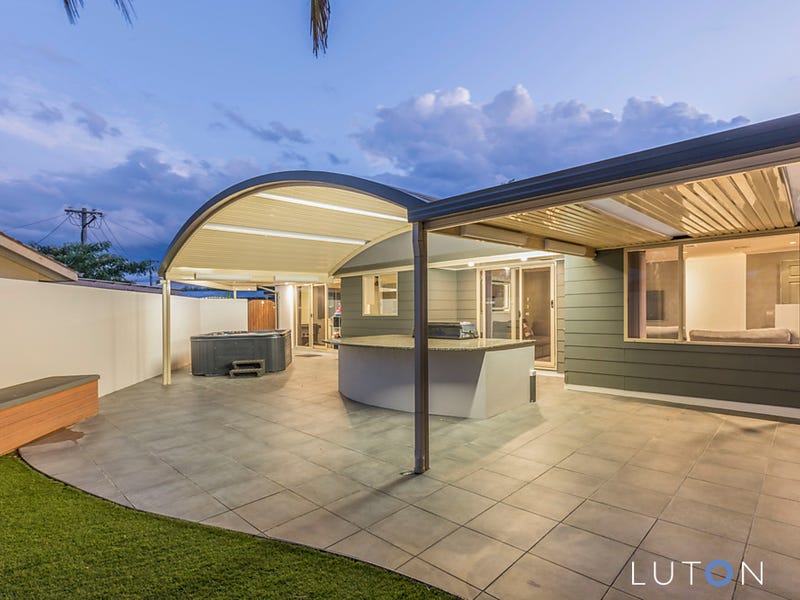 1 Oakwood Place, Isabella Plains, ACT 2905