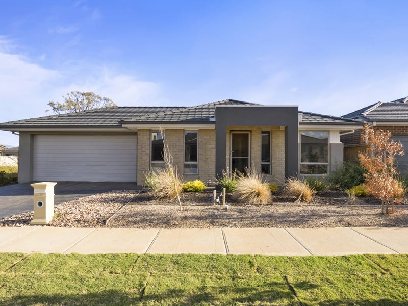 20 Brittle Street, Manor Lakes, VIC 3024