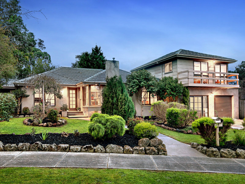 4 Holly Court, Bayswater, Vic 3153 Property Details