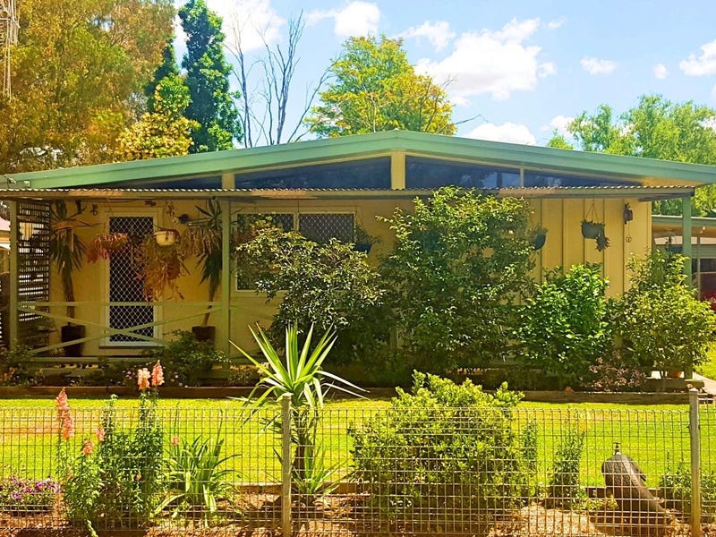 119 Simpson Street, Wellington, NSW 2820