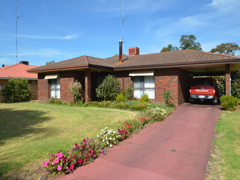 2 Cooks Way, Harvey, WA 6220 Property Details