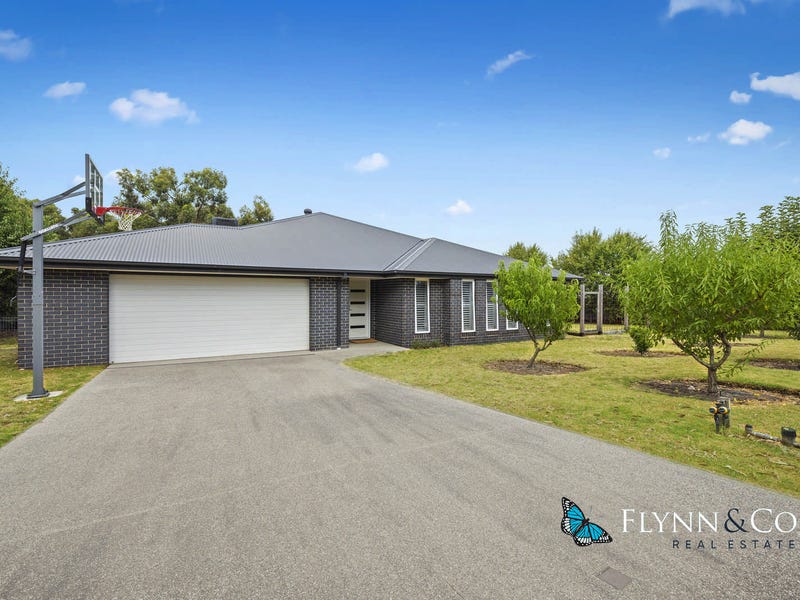 28 Crestwood Drive, Rosebud, VIC 3939