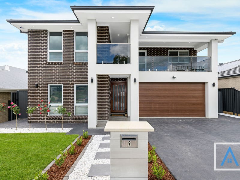 9 Whittingham Street, Campbelltown, NSW 2560 House for Sale