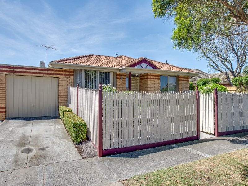 1/7 Janice Avenue, Cheltenham, Vic 3192 Property Details