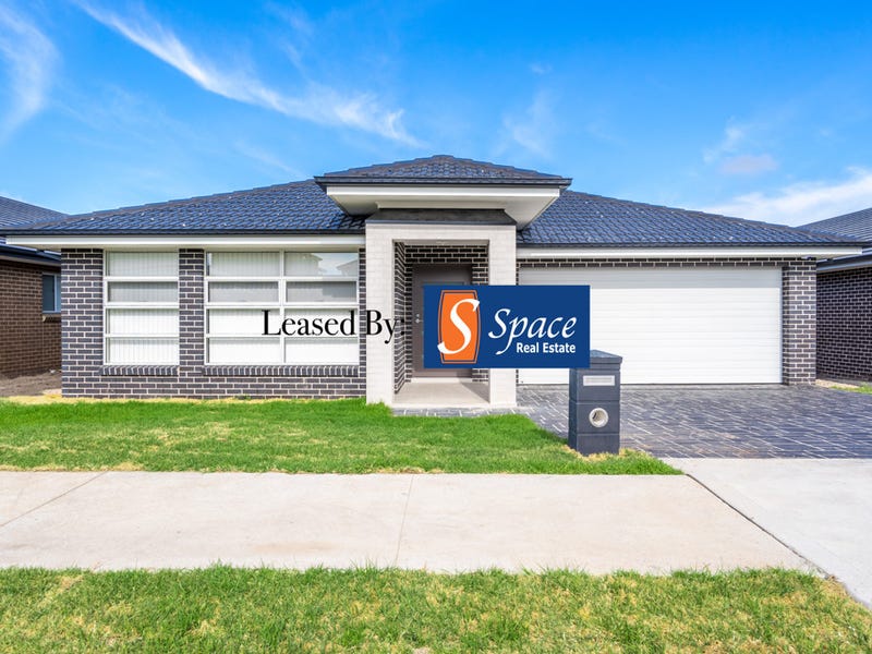 33 Radisich Loop, Oran Park, NSW 2570