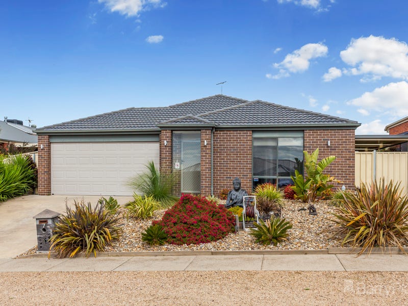 Houses for Sale in Kilmore, VIC 3764