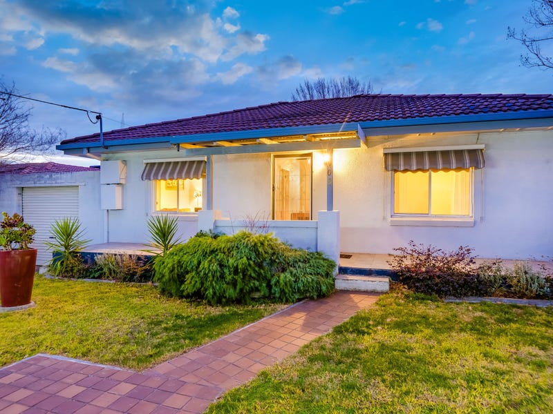 908 Padman Drive, West Albury, NSW 2640