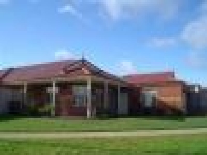 50 Brookland Greens Boulevard, Cranbourne, Vic 3977 Property Details