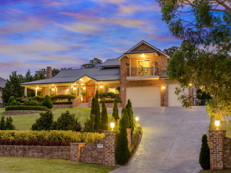 35 The Outlook, Kirkham, NSW 2570 Property Details